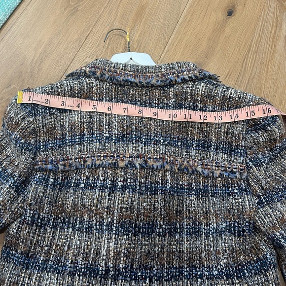 ✨CHANEL Winter Tweed 2004-vintage Jacket EXCELLENT like-new condtn Lagerfeld - Picture 16 of 16